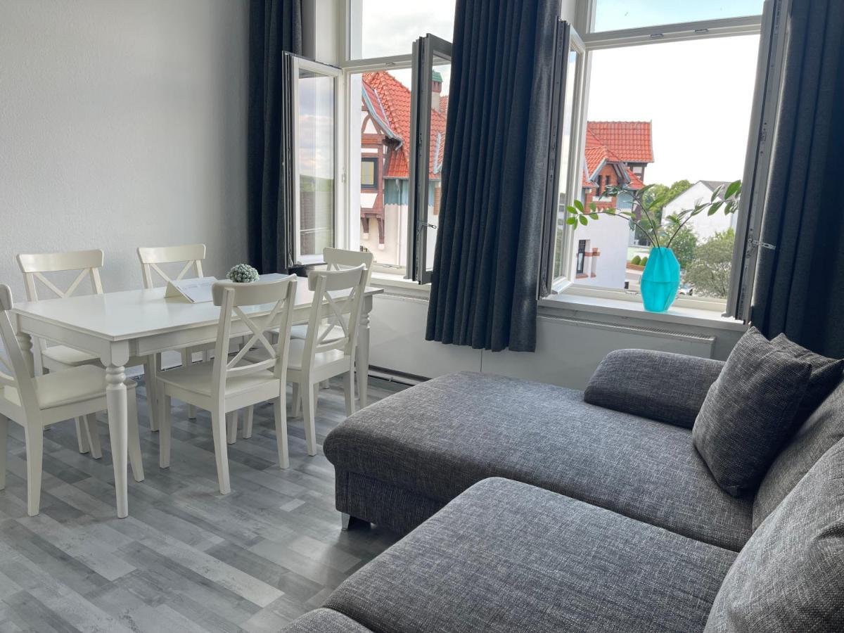 Moderne 4 Zimmer Apartment Mit Bergblick Stadtzentrum Contactless Check-In 吉赫敦 外观 照片